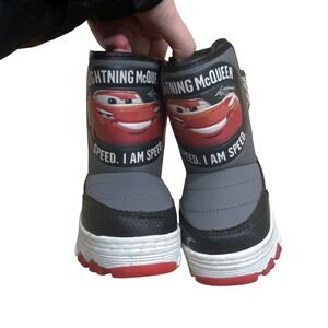 Disney Pixar Cars Lightning McQueen Light Up Snow Boots Kids Size 7